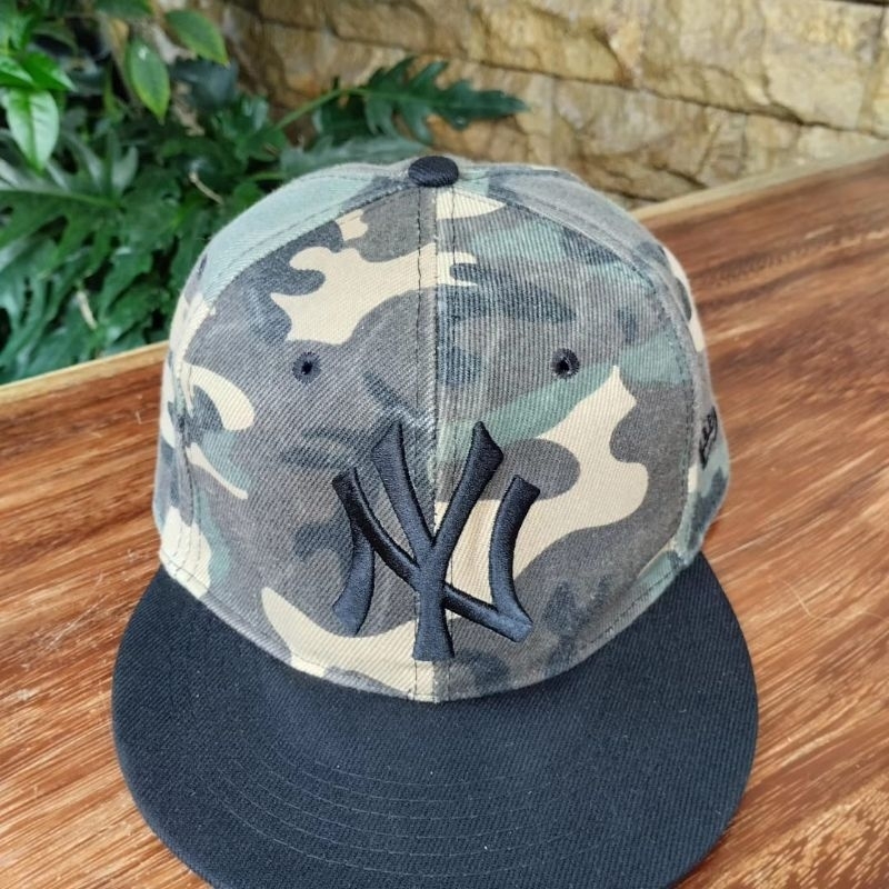 snapback new era camo