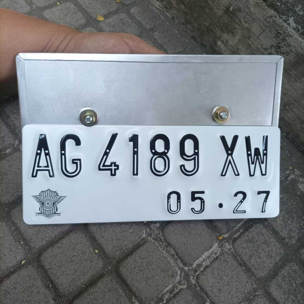 Plat nomer motor Baut Tanam