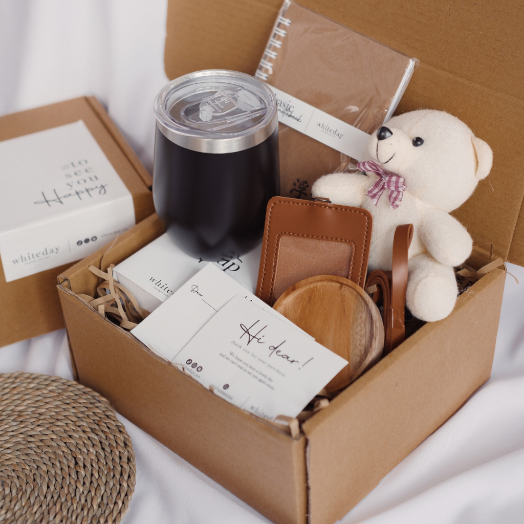 

(MOON MUG) HAMPERS / KADO WISUDA / KADO ULANG TAHUN / HAMPERS ESTETIK / HAMPERS WISUDA