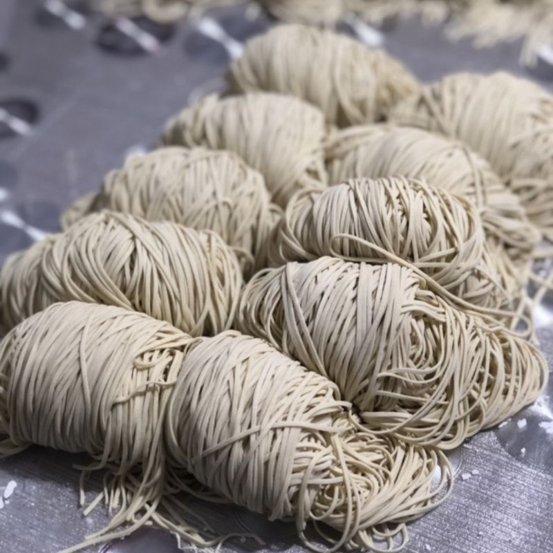 

Mie basah untuk mie ayam berat 1kg