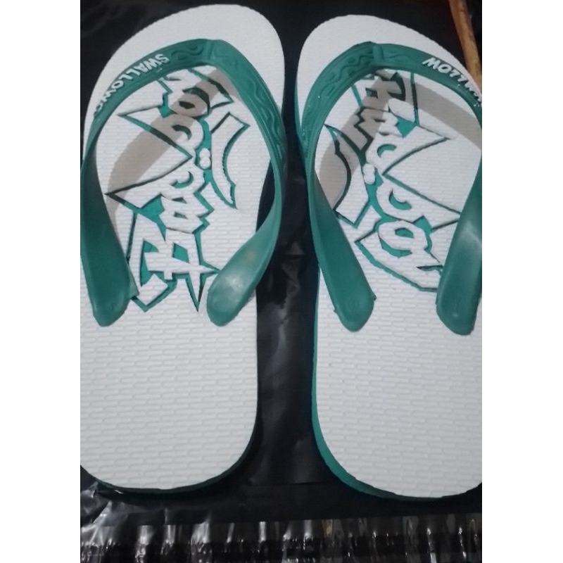 SANDAL SWALLOW SANDAL UKIR BISA REQUES NAMA/GAMBAR KARTUN