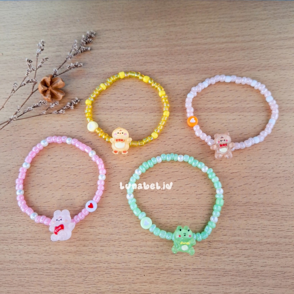 Gelang / Bracelet Beads Manik Korea Karakter Kartun