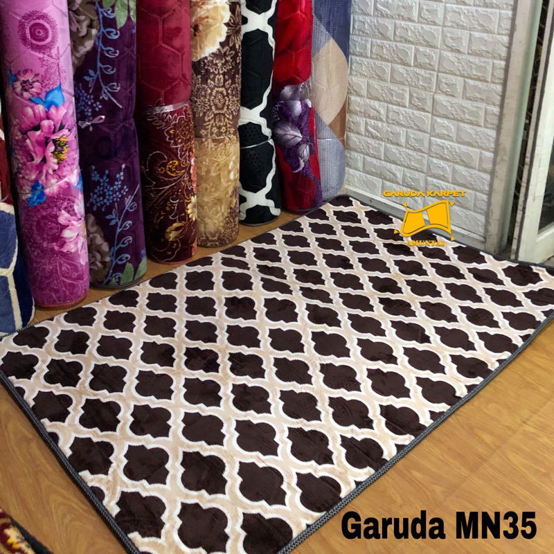 Karpet malaysia |  Ukuran 95 cm x 140 cm | Motif Bunga dan Minimalis | Karpet Lantai | Karpet bulu |