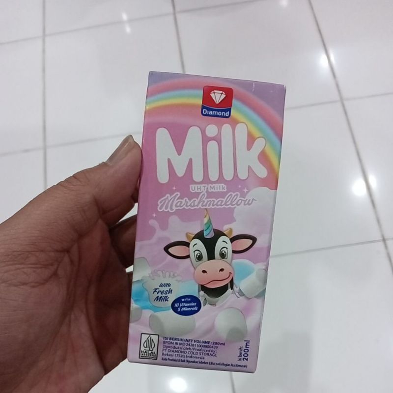 

Mahbubah - Diamond 200 ml Susu UHT Rasa Marshmallow