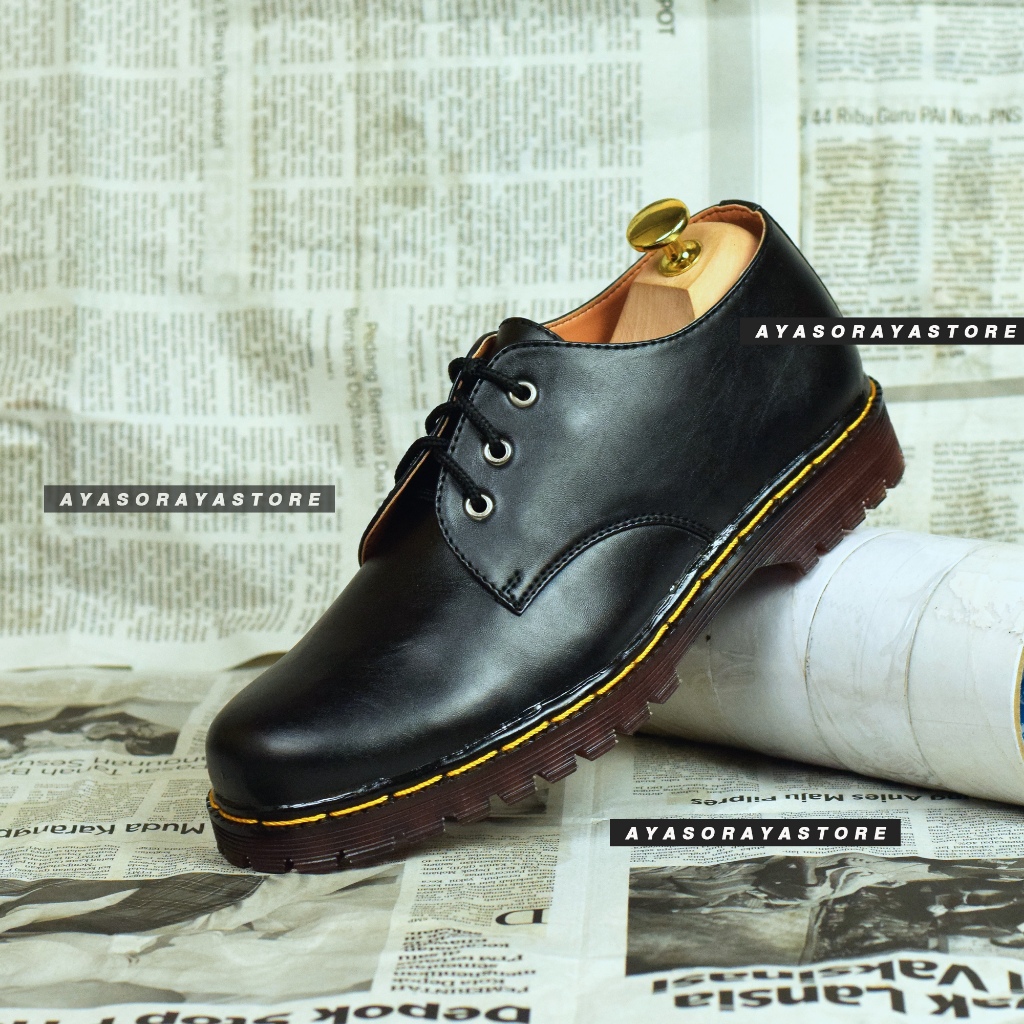 NEW ARRIVAL SEPATU Boots Pria Wanita Low Boots 3 Hole Unisex Cewek Cowok Klasik Warna Hitam Cokelat