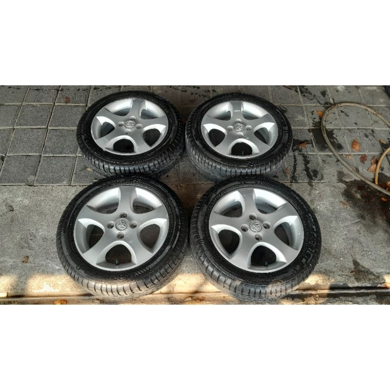 VELG DAN BAN BEKAS MOBIL OEM COPOTAN SWIFT RING 15 LEBAR 5.5 ET 45 BAUT 4X100