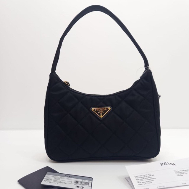 Preloved Prada Hobo Quilted Contenintore Maniglia Tessuto in Black