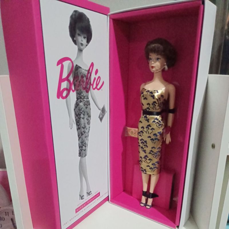 Barbie S*gnature LIMITED 1961 Bubble Cut Genuine Silkstone Body