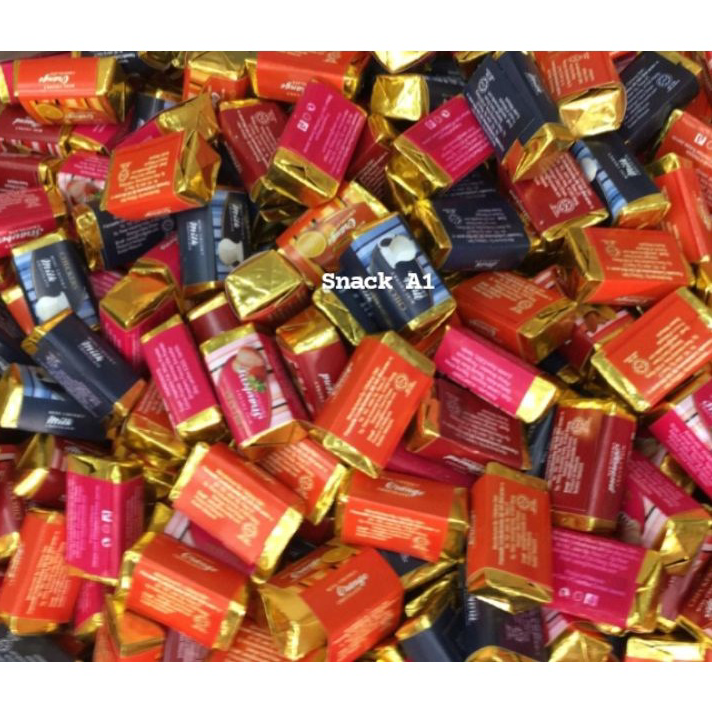 

➥☈✥ Coklat Malaysia / COKLAT ALMOND (100gram)