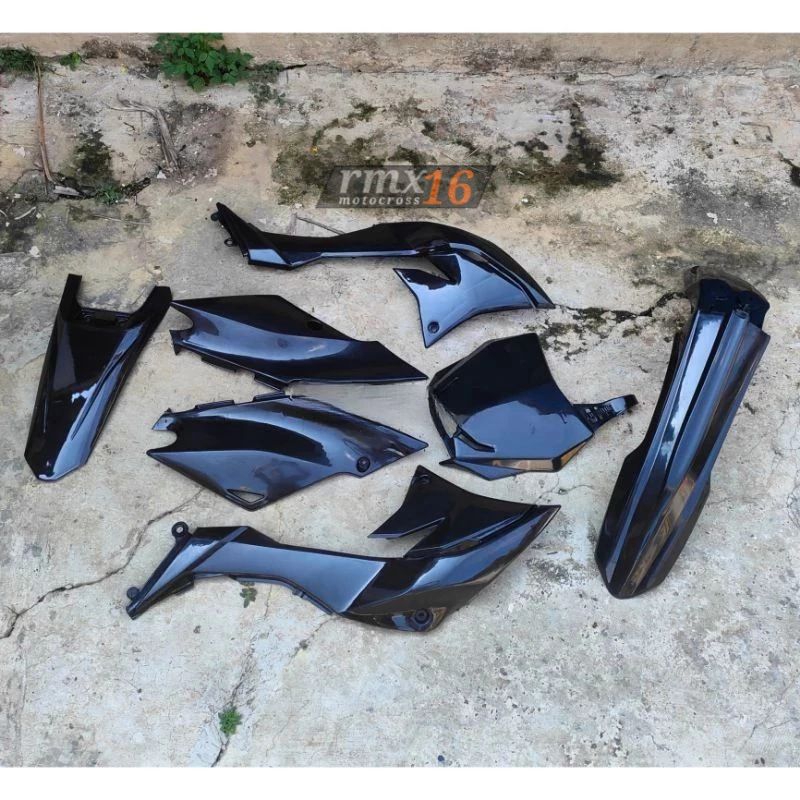 BODY DTRACKER BODY SET SUPERMOTO KLX 150 BF DTRACKER NEW SPAKBOR DEPAN DAN PAPAN NOMOR RMZ 250 RMZ 4