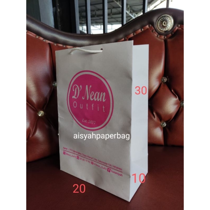 

sablon paperbag putih/ ukuran 20*10*30/ sablon+paperbag