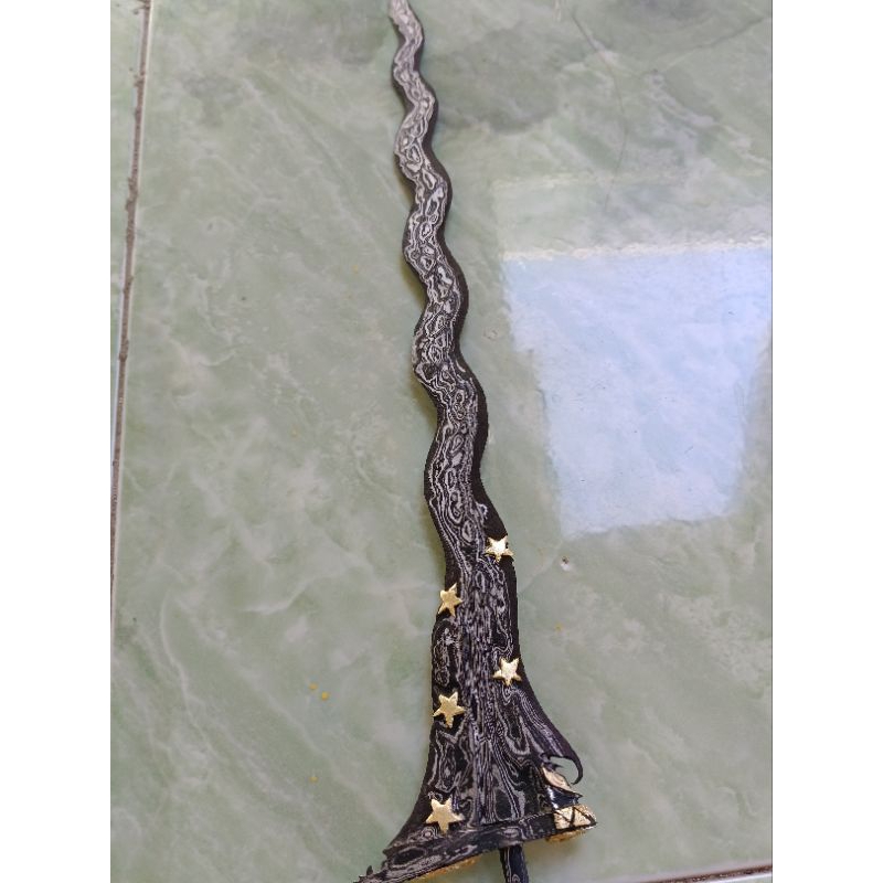 keris sengkelat kinatah kuningan sari