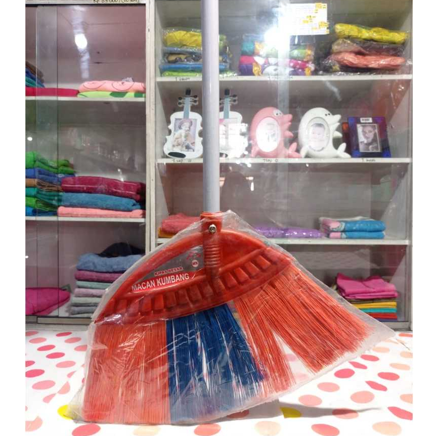 SAPU PLASTIK MACAN KUMBANG PELANGI - MURAH