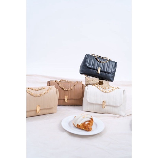 FLICKA SLING BAG V16 BAGUETTE BAG