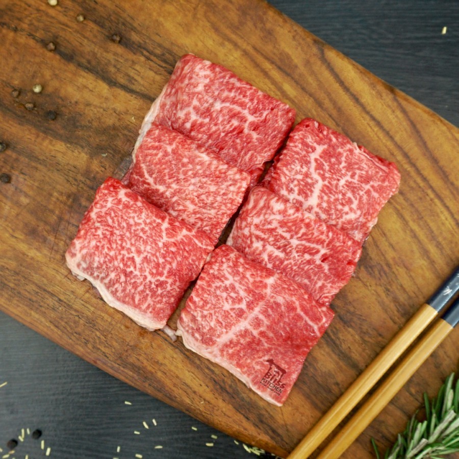 

Wagyu Japanese A5 Akami Low Fat Beef Sliced 2mm 150gr Daging Sapi