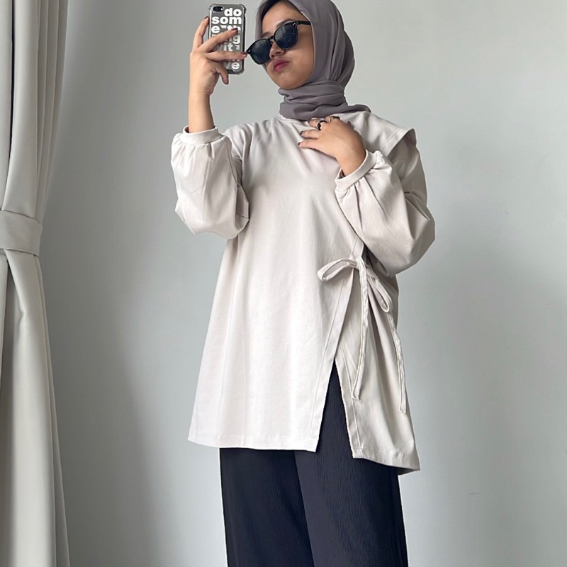 Odelia Slit Blouse - Atasan Wanita