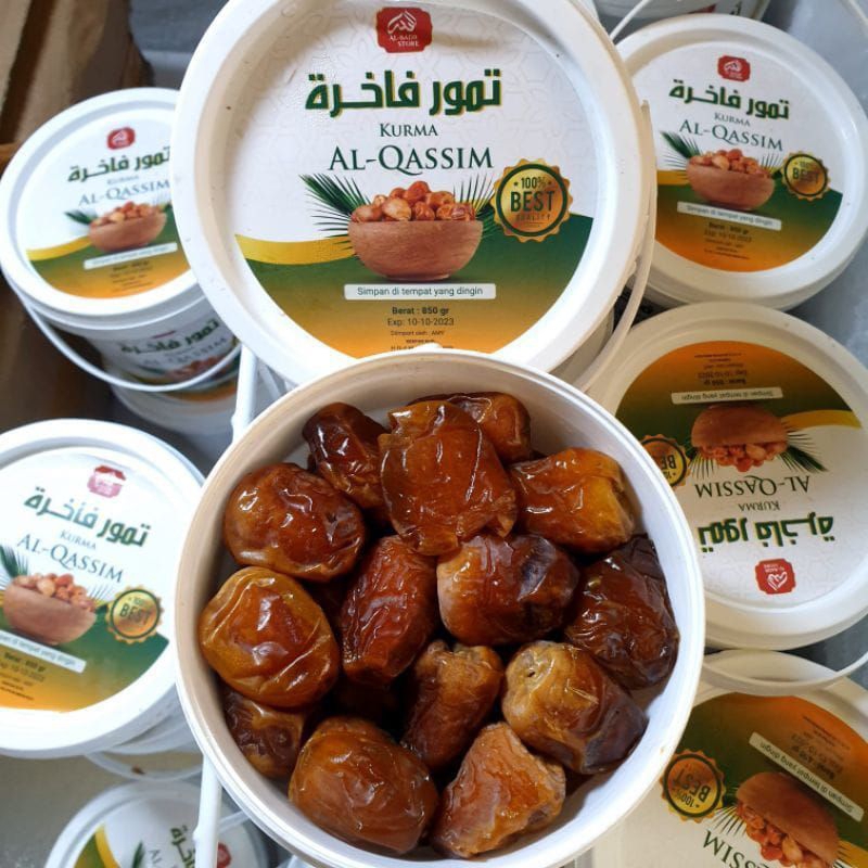 

KURMA SUKARI EMBER 650 GR - SUKARI AL QASSIM BUAH PREMIUM