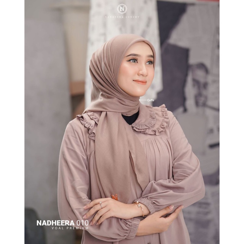 Hijab Segiempat polos jilbab polos nadheera luxury alfasa hijab saudia hijab paris premium hijab voa