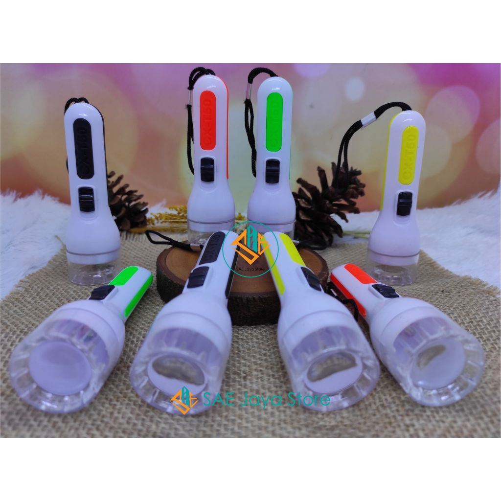 SAE - GANTUNGAN KUNCI SENTER BESAR WARNA PUTIH / GANTUNGAN KUNCI SENTER LED BESAR WARNA PUTIH / GANT