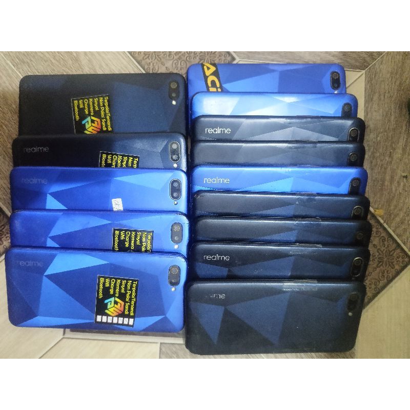 Realme C2  Hp Rusak Layar/ Lcd dan backdoonya jelek