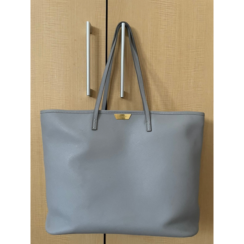 Totebag warna abu Jill Stuart