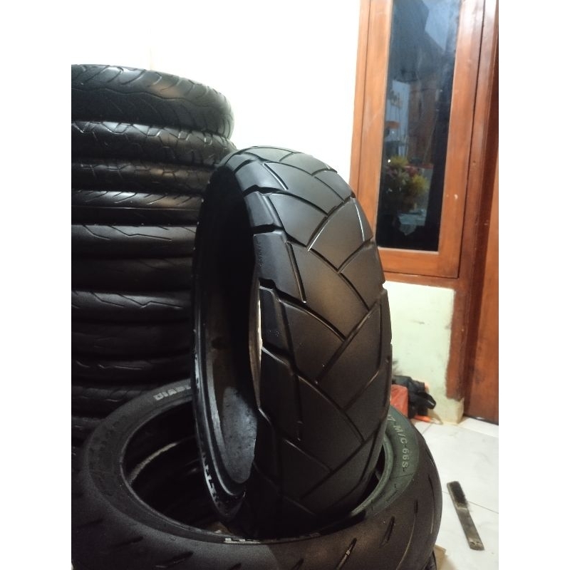 BAN BESAR RING 17 MEREK ZENEOS TURINO UKURAN 160/60 TUBLES