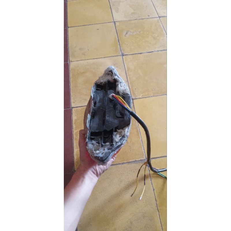 Lampu Stop /Rem Megapro Monoshock  Custom r25