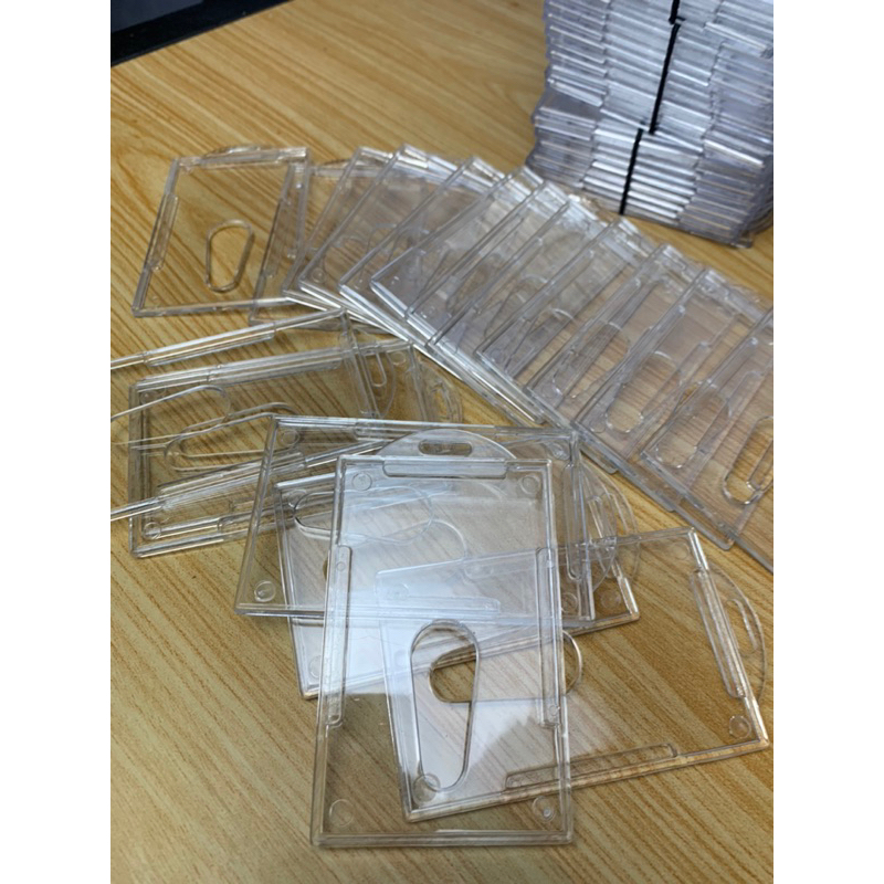 

Id Card Transparan / ID Card Mika Kaca / Name Tag Holder / ID Card Holder / Id Card Transparan / ID Card Acrylic / Case ID / Topla 01 Transparan