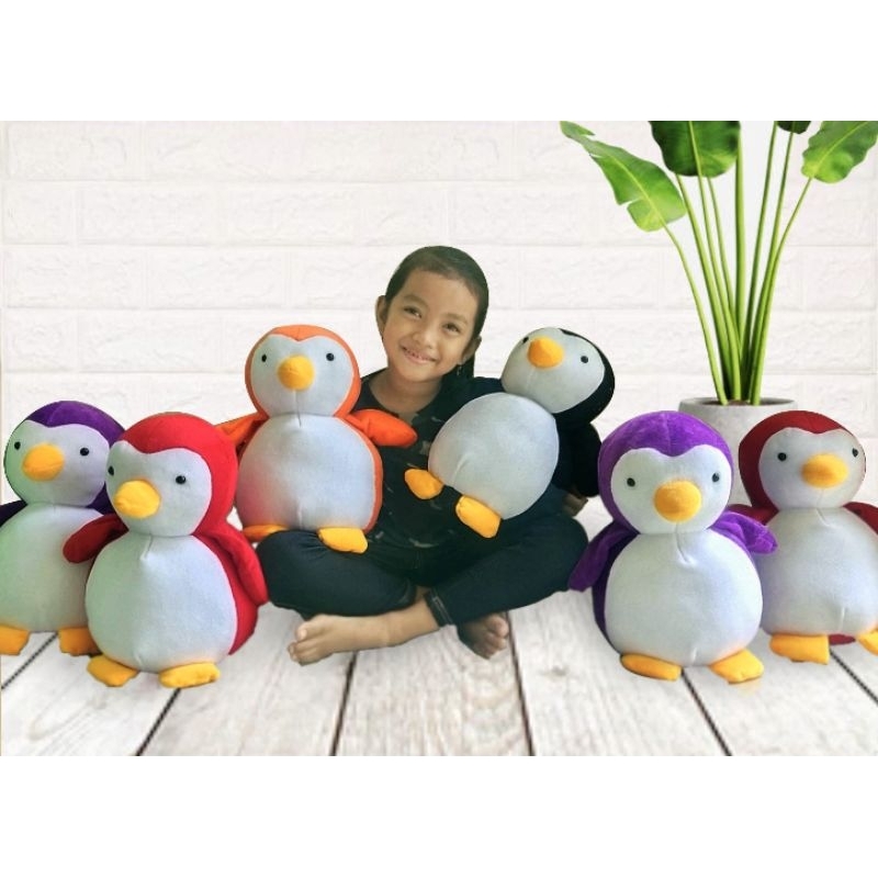 BONEKA PINGUIN LUCU