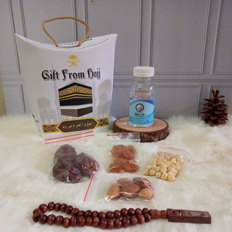

Paket Oleh-Oleh Haji dan Umroh Almond + tasbih kayu/ Souvenir Oleh-Oleh Haji dan Umroh
