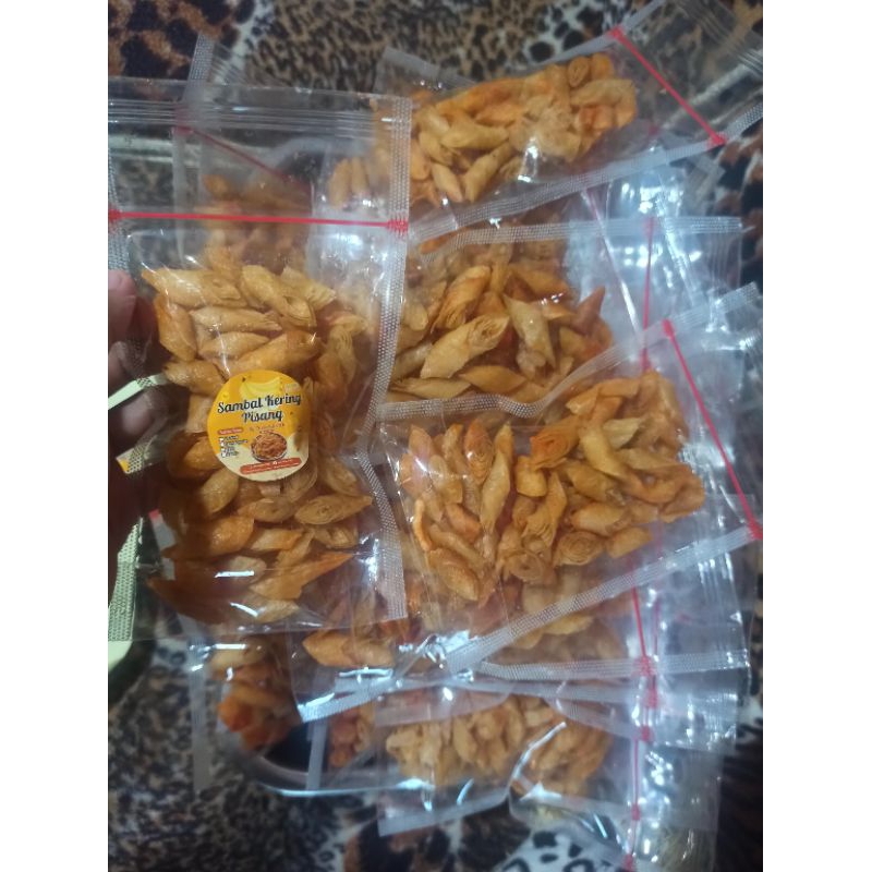 

LUMPIA GORENG BALADO (TIDAK PEDAS)