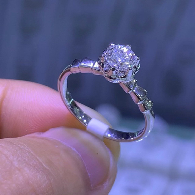 Cincin Berlian Solitaire