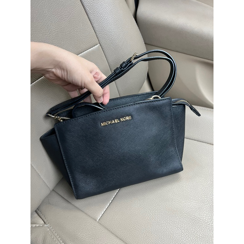 tas mk selma crosbody