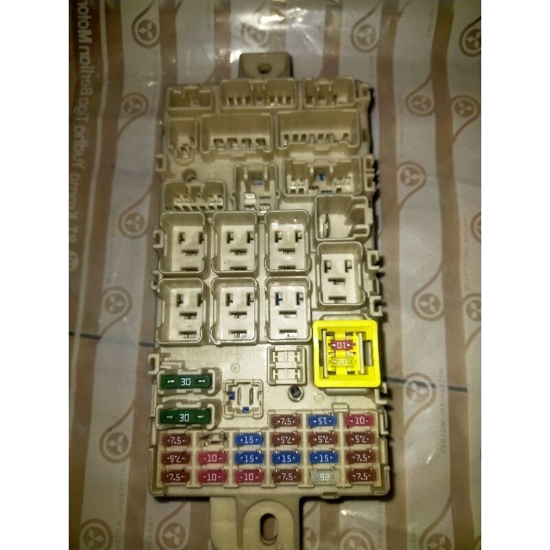 Fuse Box Sekring Mitsubhisi ALL New Pajero