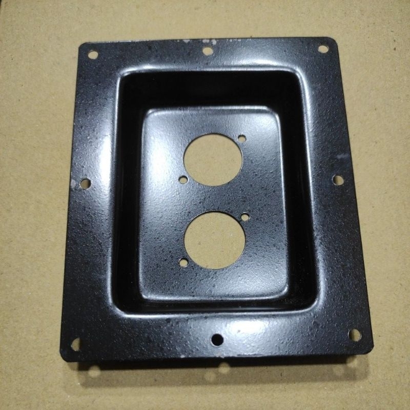 Plat Speakon besi segi 2 lubang 10.5 x 12.5cm