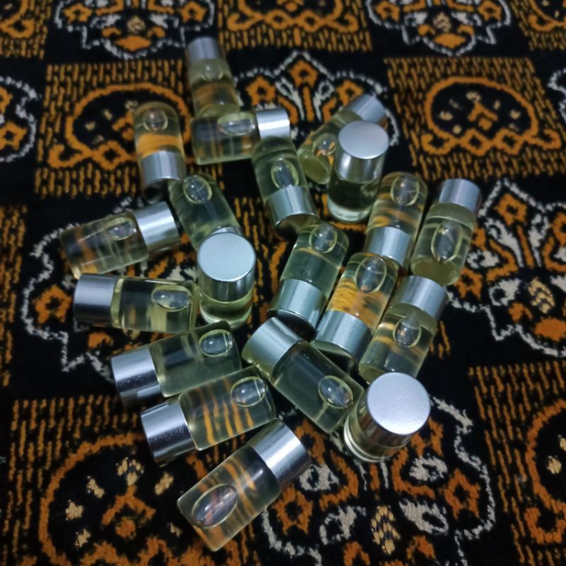 

Minyak Kolocokro Martabat 9