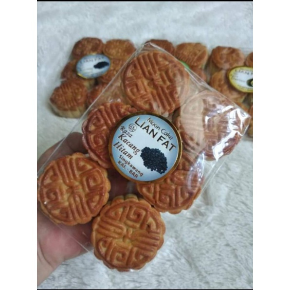 

RAJUTID MOON CAKE / KUE BULAN MINI HALAL LIAN FAT ASLI SINGKAWANG