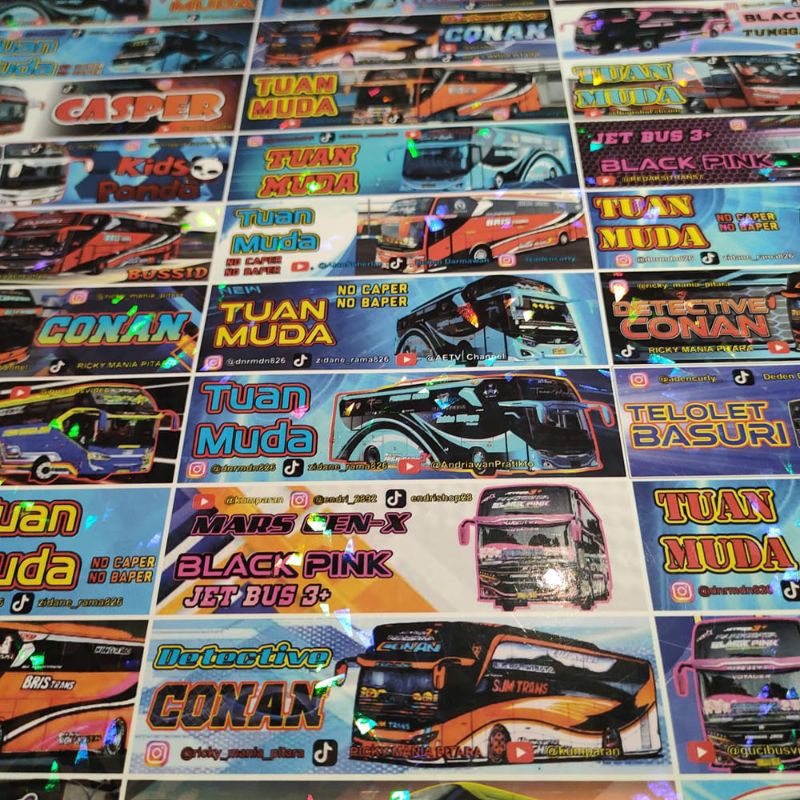 

stiker mainan bismania basuri hologram 48pcs/lembar