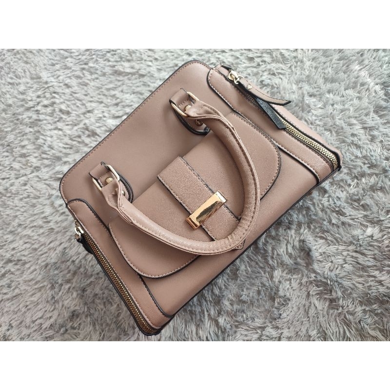 Tas preloved warna cream