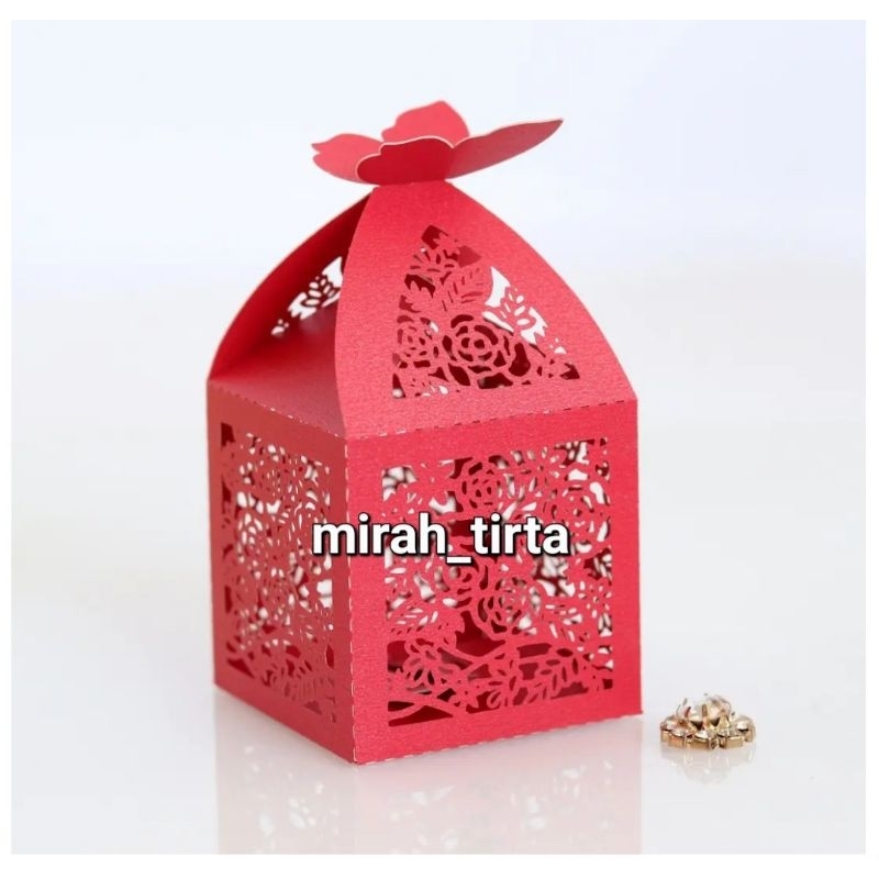 

❤BARU❤ KOTAK PERMEN LASER . CANDY BOX LASER .kotak permen bunga. kotak permen nikah. kotak permen lamaran. kotak permen .candy favor box. kotak permen tingjing engagement