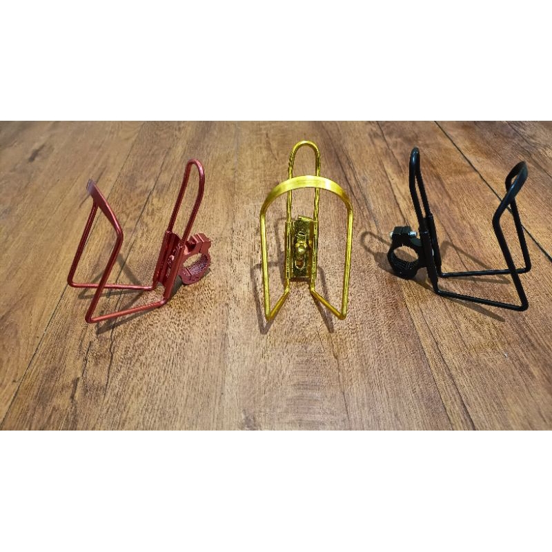 Gantungan tempat minuman di motor atau sepeda