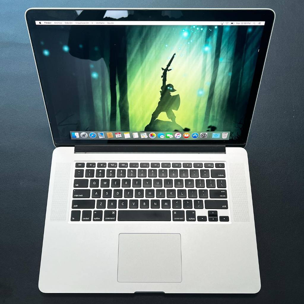 MACBOOK PRO RETINA 2015 15 INCH i7 RAM 16