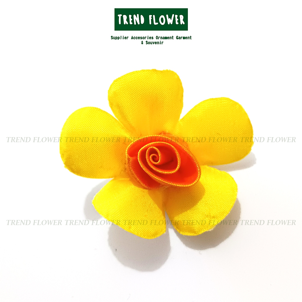 Bunga kain pita kuning terang rangkai aksesoris Bros Bunga Souvenir Seserahan kelopak kuntum