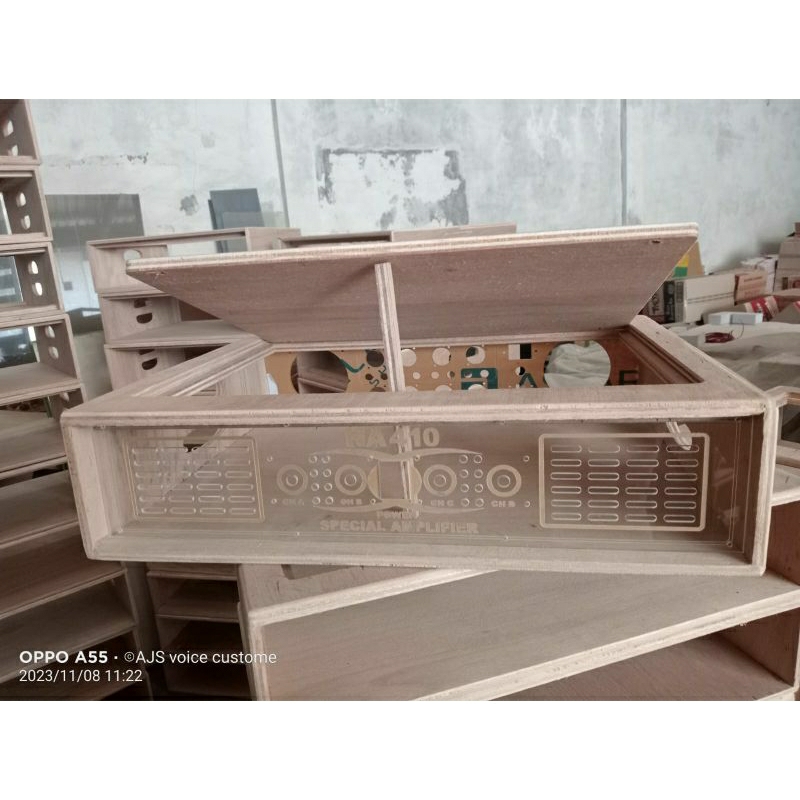 Box power amplifier NA 410 akrilik