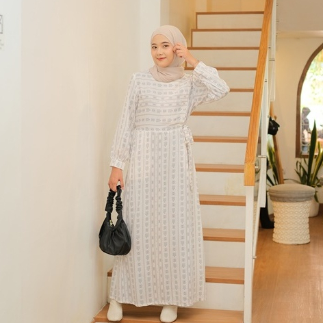 Sekido Ryla Gamis Motif Elegan Muslim Mewah Bahan Rayon Warna Beige dan Biru