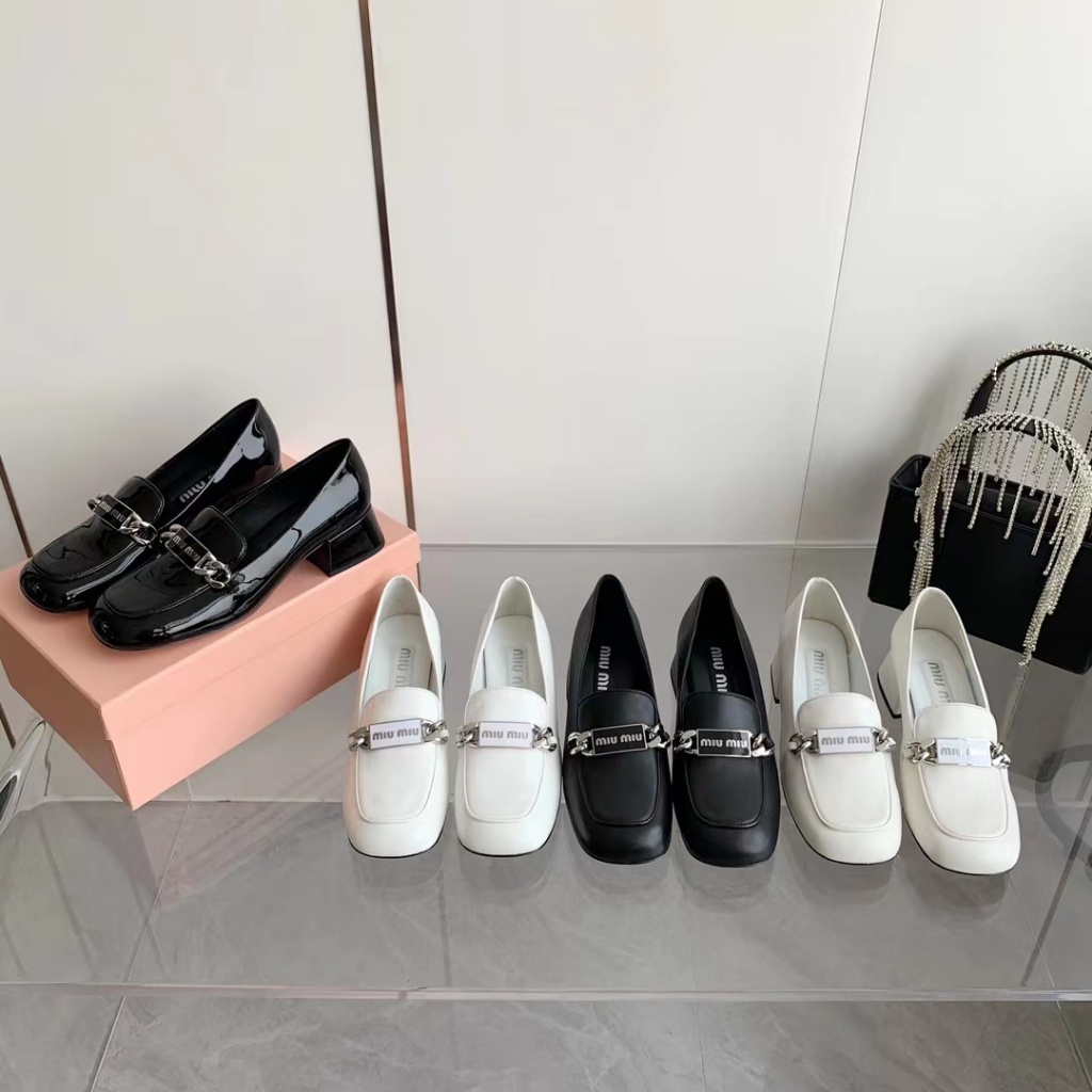 [Exclusive] MiuMiu new crystal shoes Mary Jane thick heel shoes