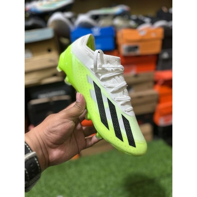 sepatu bola adidas crazyfast