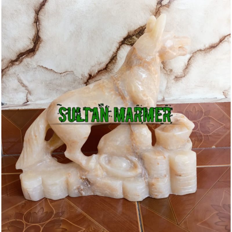 Patung Anjing Batu Onix Bawean