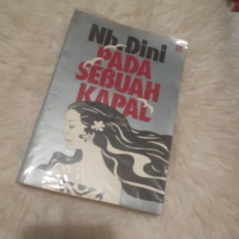 nh dini pada sebuah kapal original jadul