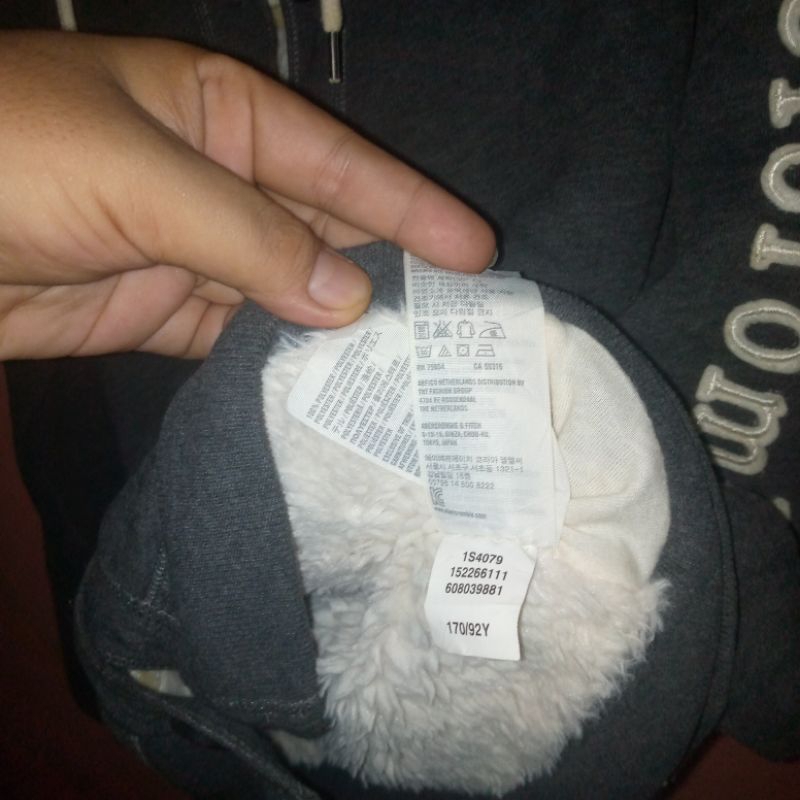 Hodie Abercrombie serpa